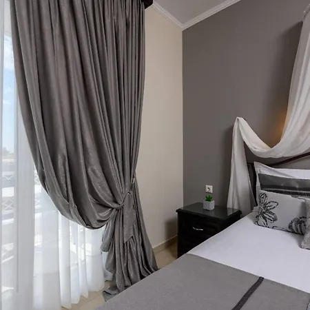 Niki * Chrisi Ammoudia