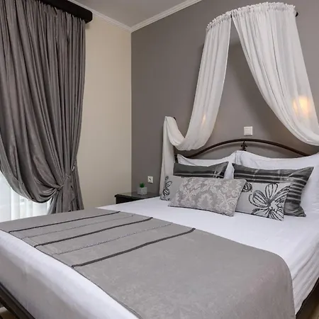 Niki Chrisi Ammoudia