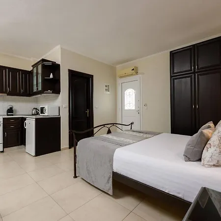 Niki Appartement *