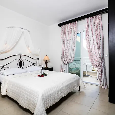 Niki Apartament *